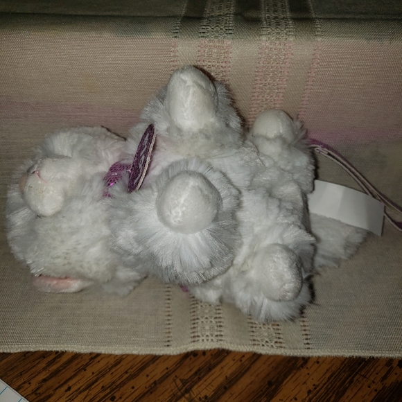 Justice Stores "Lola" the Pet Shop White Persian Cat - Picture 6 of 9